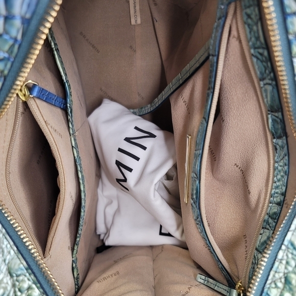 NWT Brahmin SET 2 PCS NWT Designer Purse Bag Wallet Italian Leather Designer - Picture 3 of 15